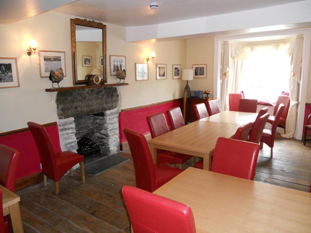 The White Lion Hotel Machynlleth Eksteriør bilde