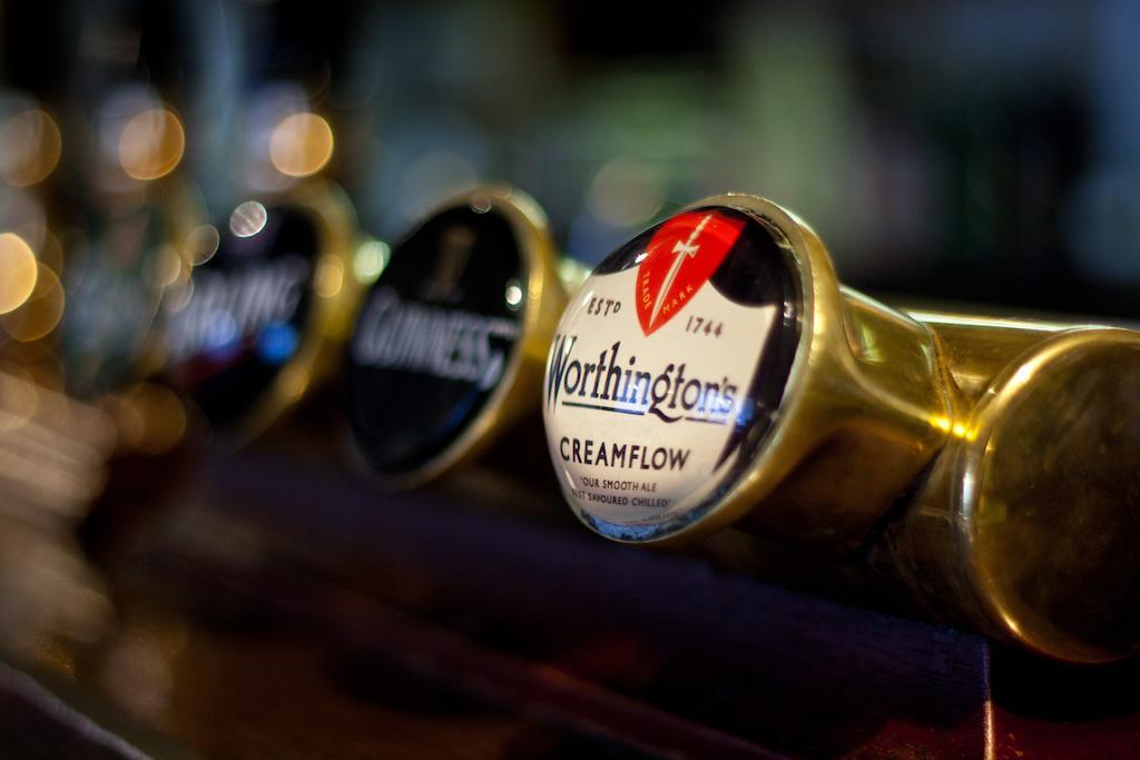 The White Lion Hotel Machynlleth Eksteriør bilde